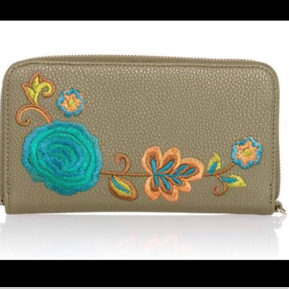 All About the Benjamins-Ooh La La Olive w/embroid